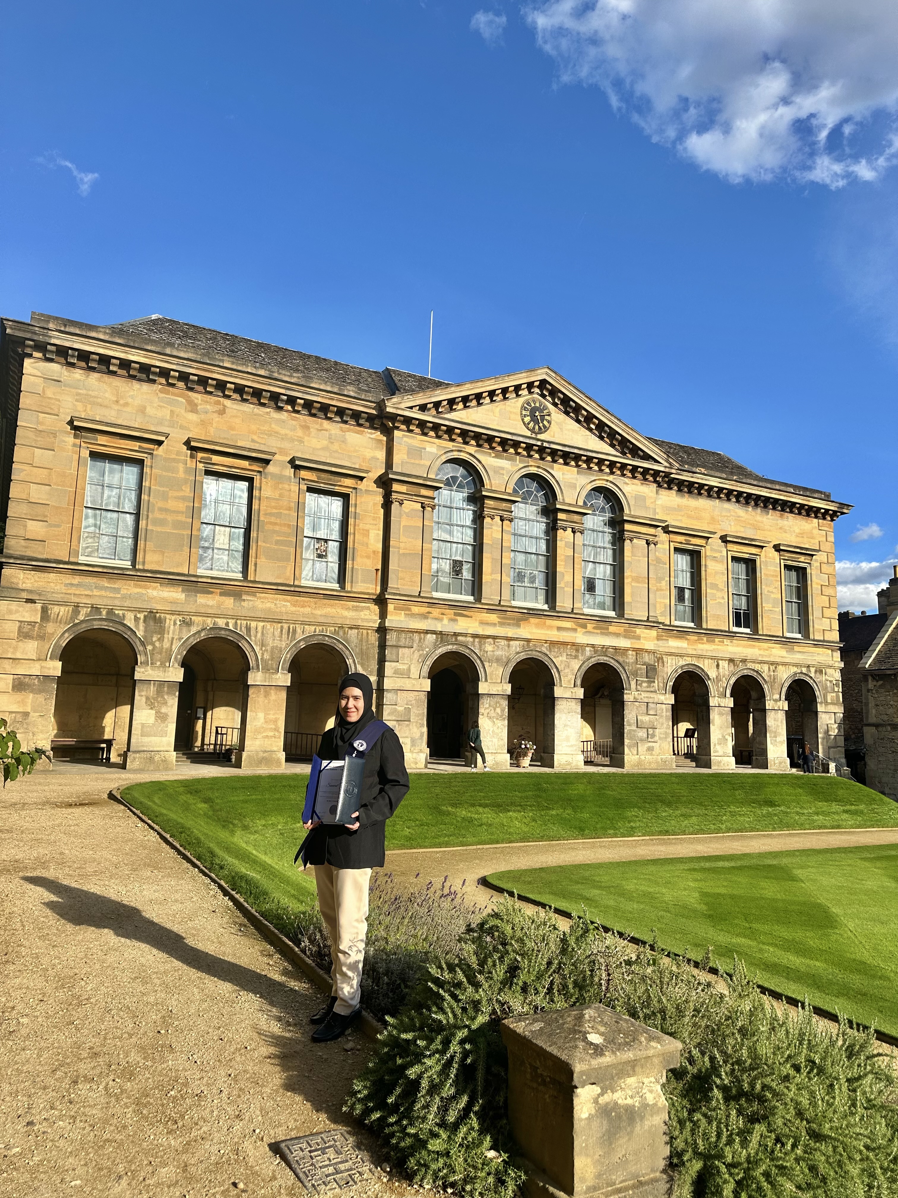 Educational leadership and psychology programmes in the United Kingdom 1